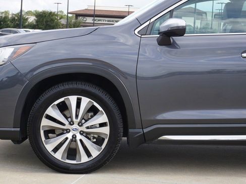 Used 2019 Subaru Ascent Touring w/ Popular Package #2A image 10