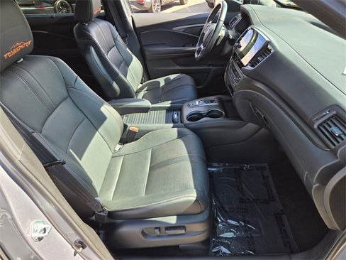 Certified 2023 Honda Passport TrailSport image 20