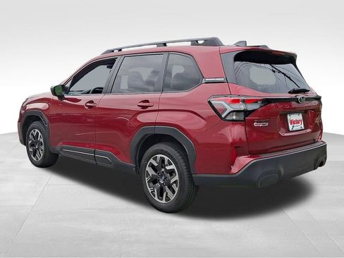 Used 2026 Subaru Forester Premium AWD/4WD image 4