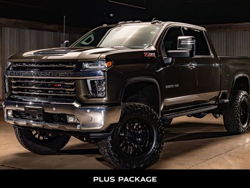 Used 2022 Chevrolet Silverado 2500 LTZ w/ LTZ Plus Package AWD/4WD image 5