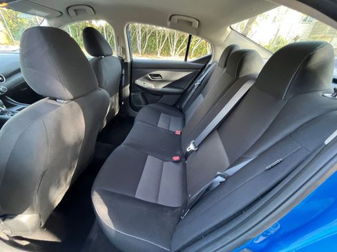 Used 2025 Nissan Sentra SV image 23