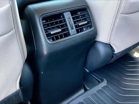 Used 2015 Honda CR-V EX image 12