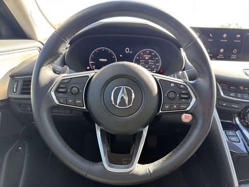 Certified 2025 Acura TLX w/ Technology Package image 18