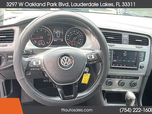 Used 2016 Volkswagen Golf S FWD image 39