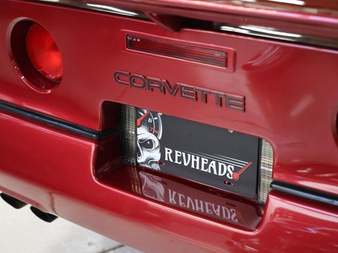 Used 1989 Chevrolet Corvette Convertible image 40