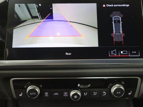 Certified 2025 Audi Q3 2.0T Premium w/ Convenience Package image 17