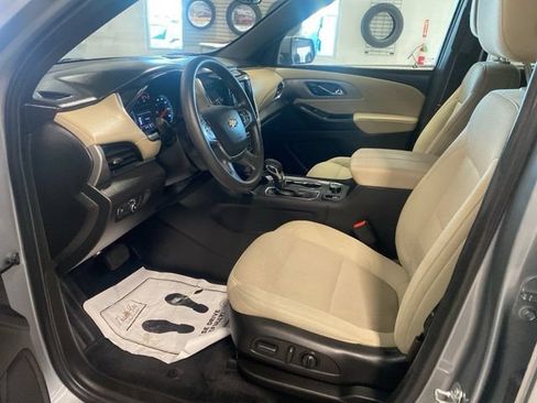 Used 2023 Chevrolet Traverse LS FWD image 24