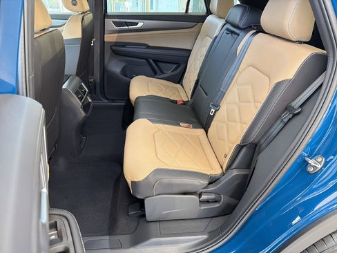 New 2026 Volkswagen Atlas Cross Sport SE AWD/4WD image 15