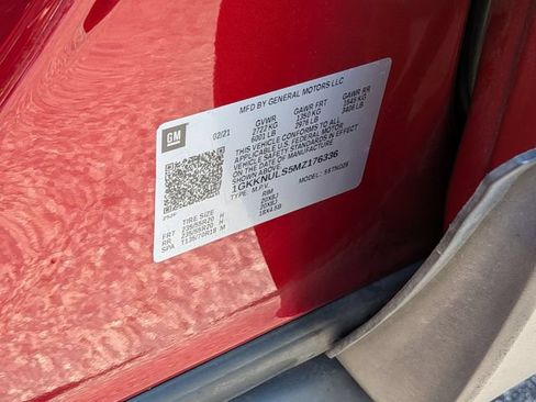 Used 2021 GMC Acadia SLT w/ Elevation Edition AWD/4WD image 26