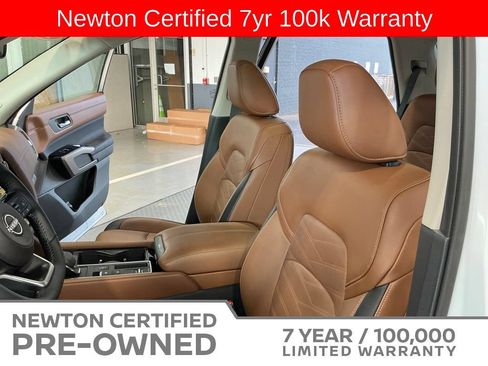 Used 2025 Nissan Pathfinder Platinum w/ Cargo Package FWD image 20