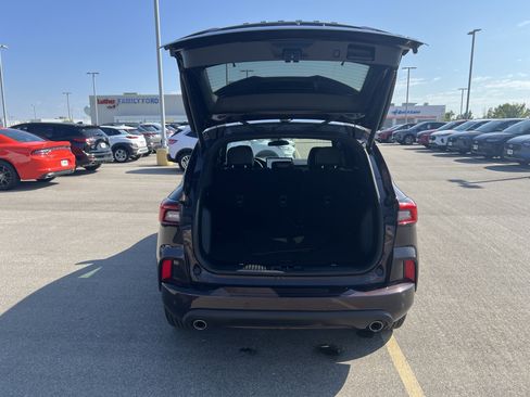Certified 2023 Ford Escape ST-Line Select w/ Tech Pack #2 image 22
