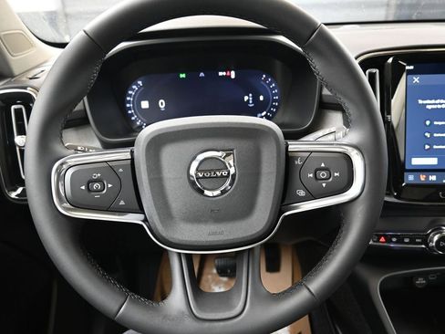 New 2026 Volvo XC40 B5 Ultra w/ Protection Package Premier image 27