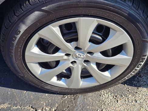 Used 2024 Toyota Corolla LE FWD image 18