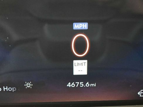 Used 2026 Lincoln Aviator AWD image 17