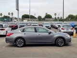 Used 2017 Nissan Altima 2.5 SL w/ Moonroof Package image 4