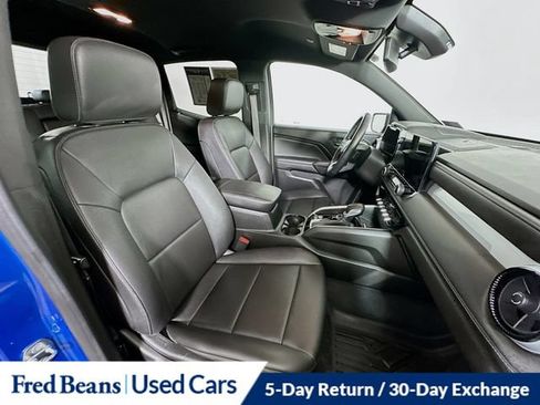 Used 2023 Chevrolet Colorado LT w/ LT Convenience Package III AWD/4WD image 33