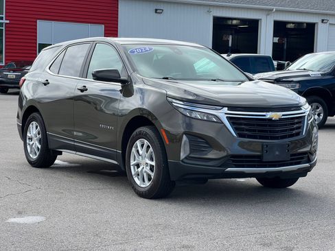 Used 2024 Chevrolet Equinox LT AWD/4WD image 41