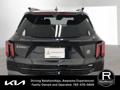 Used 2025 Kia Sorento SX Prestige AWD/4WD image 5