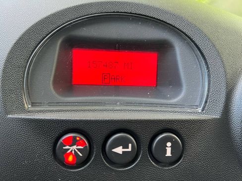 Used 2007 Pontiac Grand Prix FWD image 23