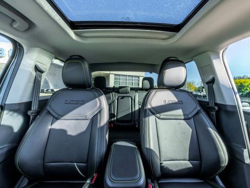 New 2025 Ford Maverick Lobo image 42