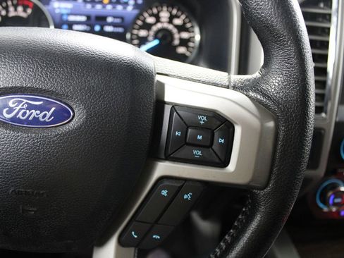 Used 2016 Ford F150 Lariat image 23