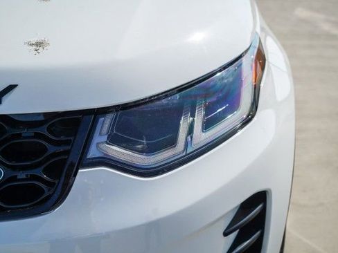 Certified 2024 Land Rover Discovery Sport Dynamic SE image 11