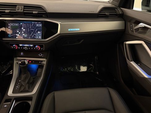 Used 2023 Audi Q3 2.0T Premium Plus w/ Premium Plus Package image 29