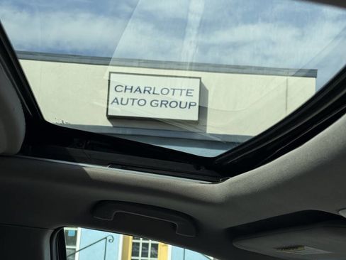 Used 2015 Honda Odyssey EX-L image 17