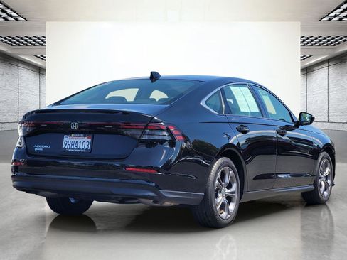 Used 2023 Honda Accord EX image 6