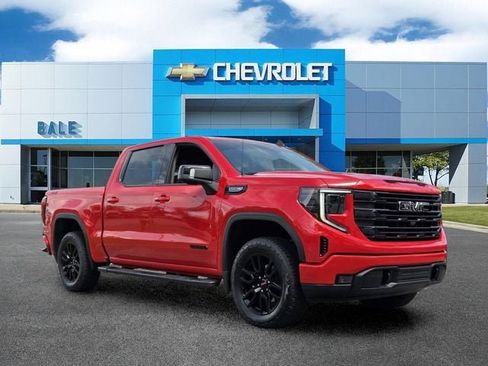 Used 2023 GMC Sierra 1500 Elevation w/ Elevation Premium Package AWD/4WD image 1