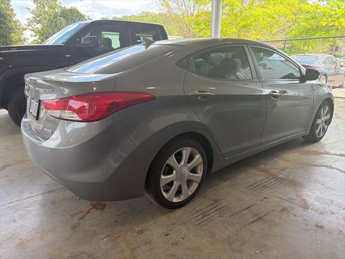Used 2013 Hyundai Elantra Limited FWD image 3