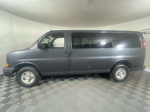 Used 2016 Chevrolet Express 2500 LS image 3