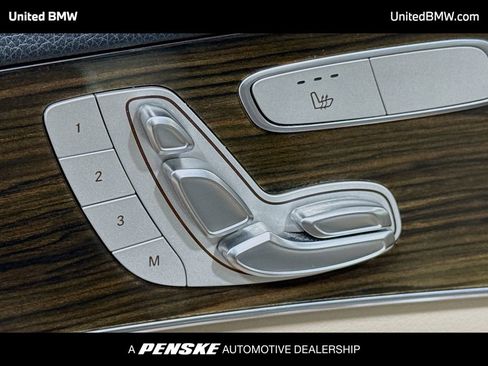 Used 2019 Mercedes-Benz C 300 C 300 image 4