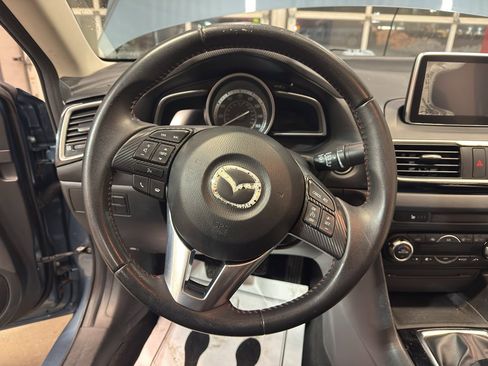 Used 2015 MAZDA MAZDA3 i Grand Touring image 17