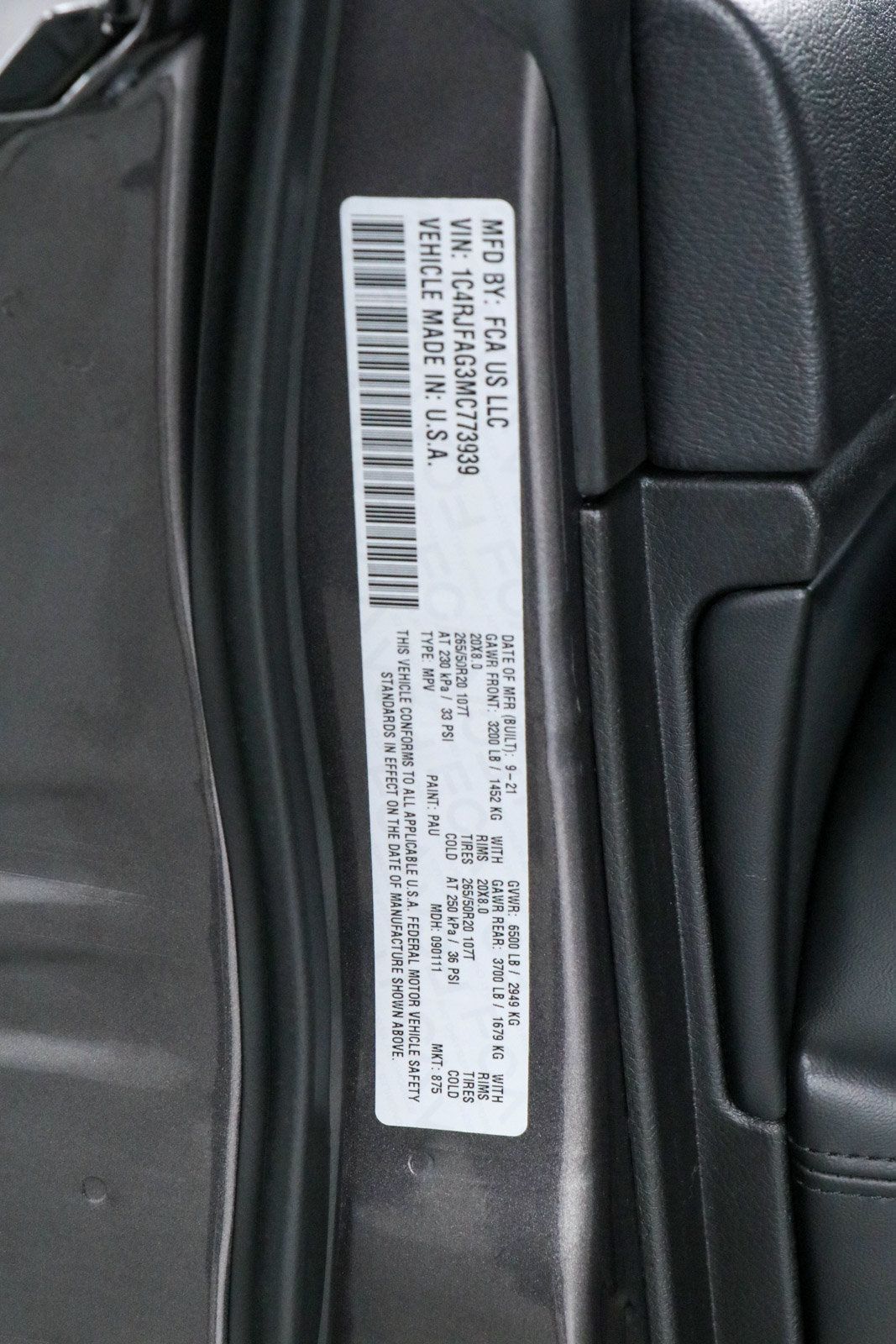 Used 2021 Jeep Grand Cherokee Laredo X AWD/4WD image 32
