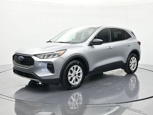 Used 2024 Ford Escape Active FWD image 1