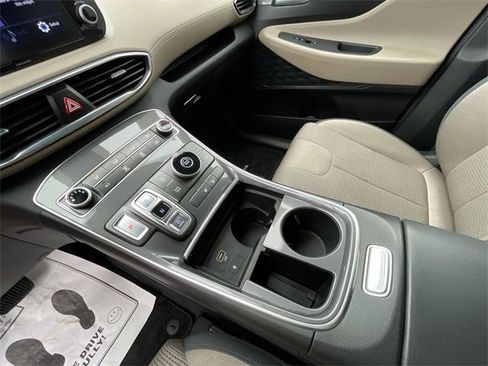 Used 2022 Hyundai Santa Fe SEL image 18