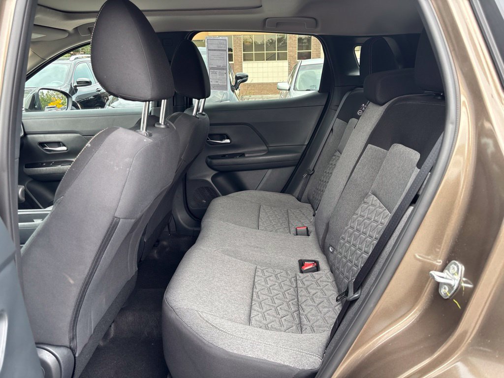 Certified 2026 Nissan Kicks SV w/ SV Premium Package AWD/4WD image 13