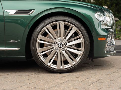 Used 2023 Bentley Flying Spur W12 image 6