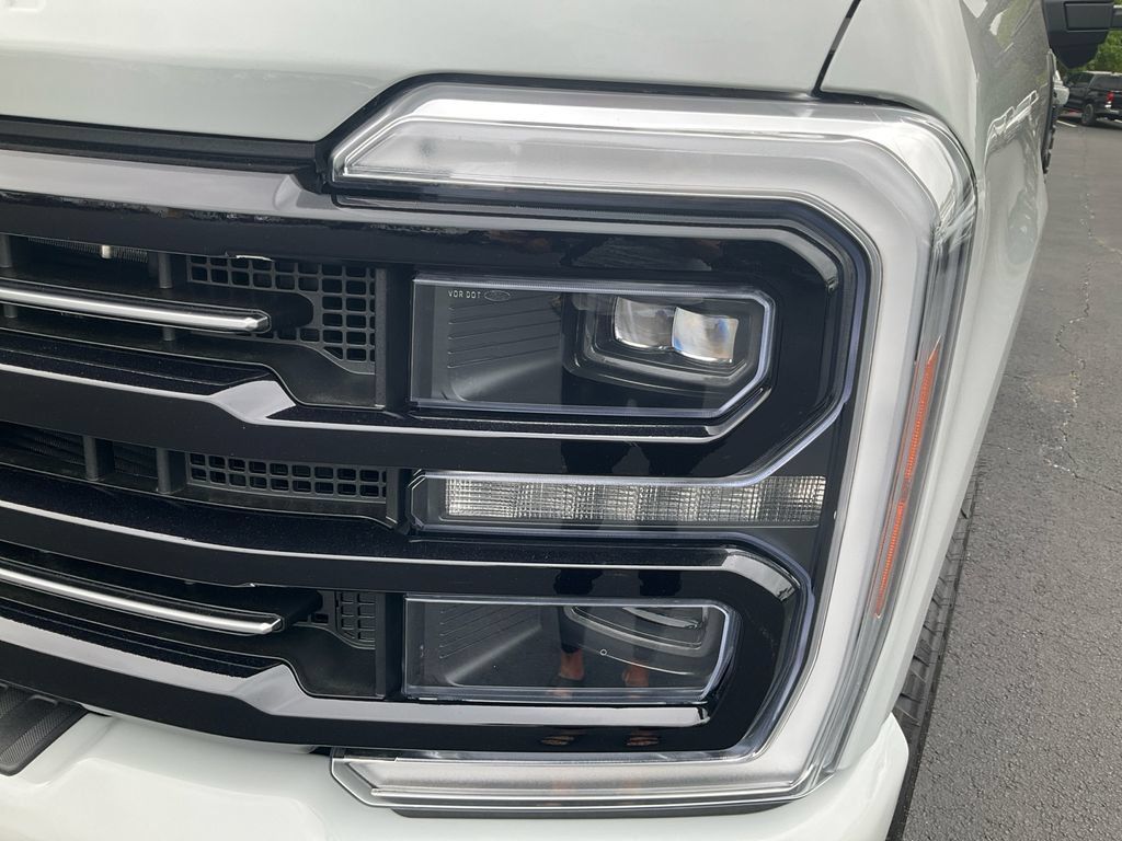 New 2026 Ford F250 Platinum AWD/4WD image 9