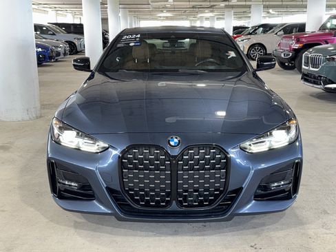 Used 2024 BMW 430i Coupe w/ M Sport Package RWD image 3