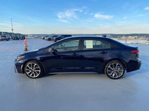 Certified 2020 Toyota Corolla XSE FWD image 9