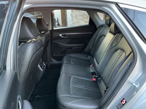 Used 2020 Hyundai Sonata Limited FWD image 13