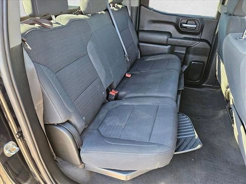 Used 2021 Chevrolet Silverado 1500 LT image 17