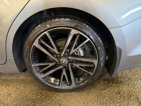 Used 2025 Toyota Camry XSE image 26