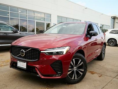 New 2025 Volvo XC60 B5 Core w/ Protection Package Premier