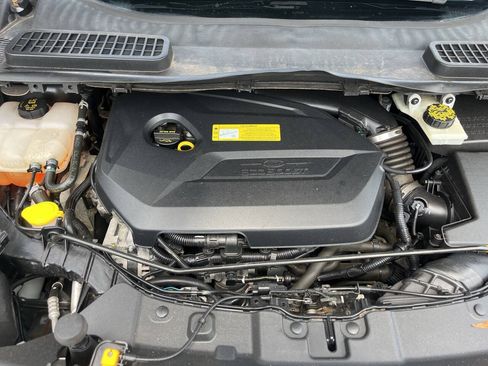 Used 2014 Ford Escape SE w/ Equipment Group 201A AWD/4WD image 32