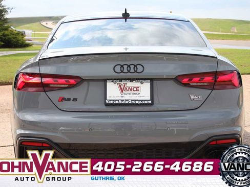 Used 2022 Audi RS 5 image 9