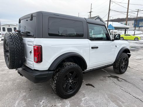 Used 2023 Ford Bronco Black Diamond image 5