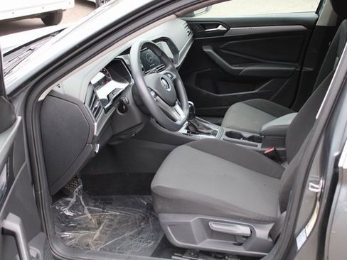 Used 2021 Volkswagen Jetta S image 11